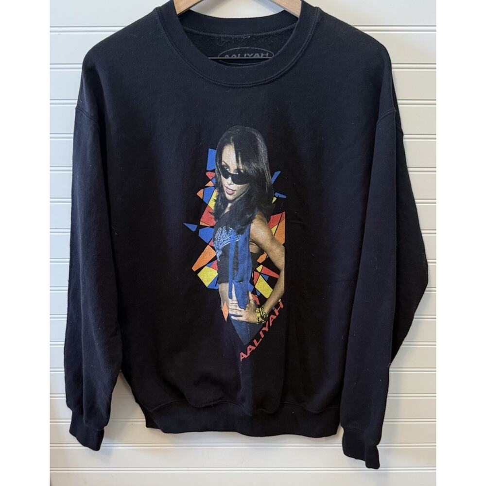 Vintage Y2K Aaliyah R&B Solo Singer Crewneck black sweatshirt size Small
